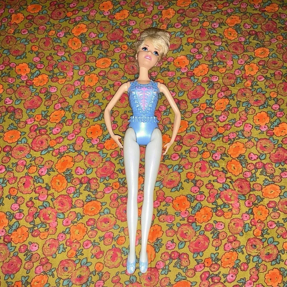 Barbie Disney Princess Ballerina Doll Cinderella 2012